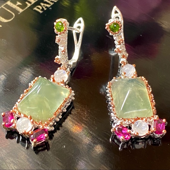 Elegant Genuine Prehnite Sterling Silver Earrings - Picture 16 of 17